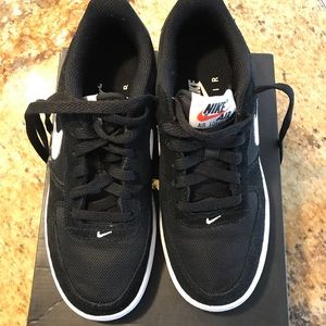 Boys Brand New Nike Air Force 1- Size 4